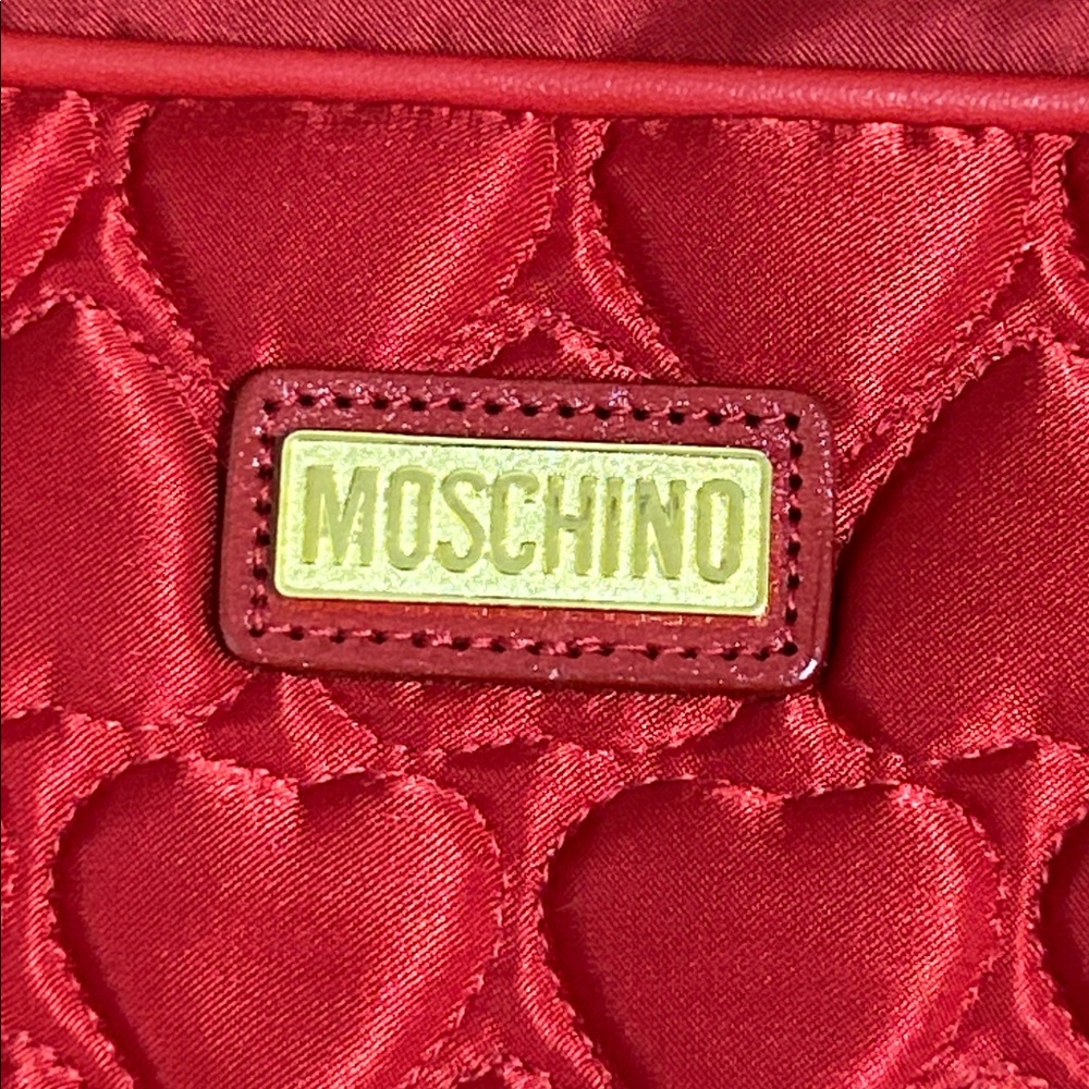 NWOT Authentic Moschino Red Heart Quilted Drawstring Bag - Picture 4 of 16